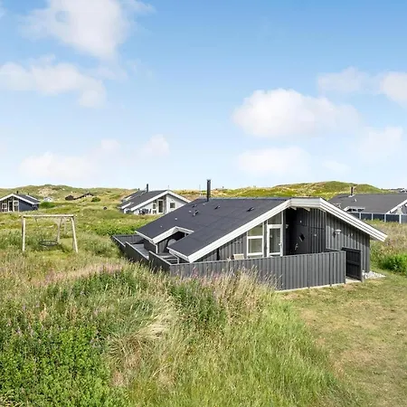 Awesome Home In Harboore With Wifi *